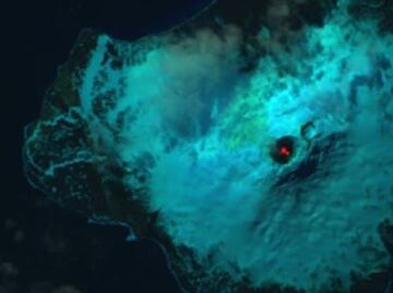 Hallan un lago de lava en una isla remota
