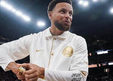 Steph Curry lanzará una serie de novelas gráficas sobre las estrellas del deporte