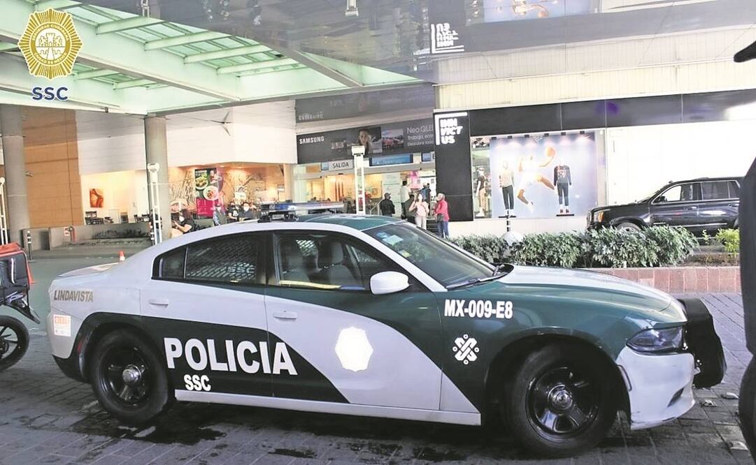 La presencia policial se reforzará en plazas comerciales y centros de trabajo. Foto: Especial.