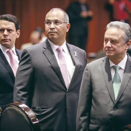 Bajar IEPS a gasolinas es un error, advierte Sener