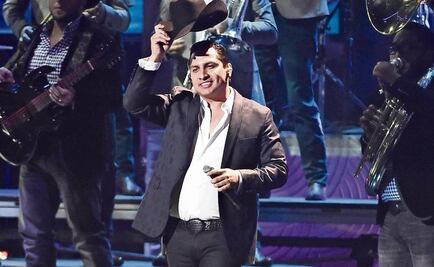 Julión Álvarez se refugia en su rancho