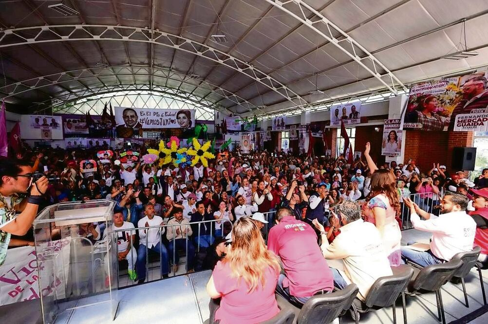 Ante candidatos y vecinos de La Magdalena Contreras, Clara Brugada señaló que es necesario que los contrerenses tengan espacios dignos de salud, por lo que impulsará la construcción de un hospital. Foto: Especial