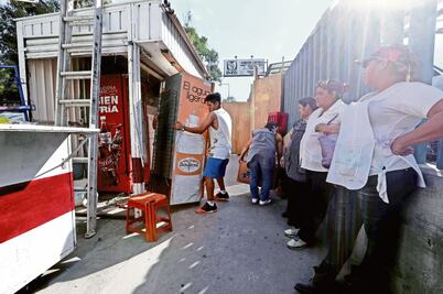 Reviran delegados a Mancera por ambulantes