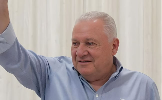 Rafael Marín Mollinedo renuncia a Secretaría del Bienestar en Yucatán; buscará candidatura de Morena al Gobierno de Quintana Roo