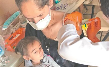 Dona EU 1,200 vacunas para migrantes