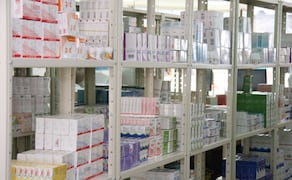 El gobierno reconoce que adeuda más de 110 mil millones de pesos a la industria farmacéutica. Foto: Archivo/EL UNIVERSAL