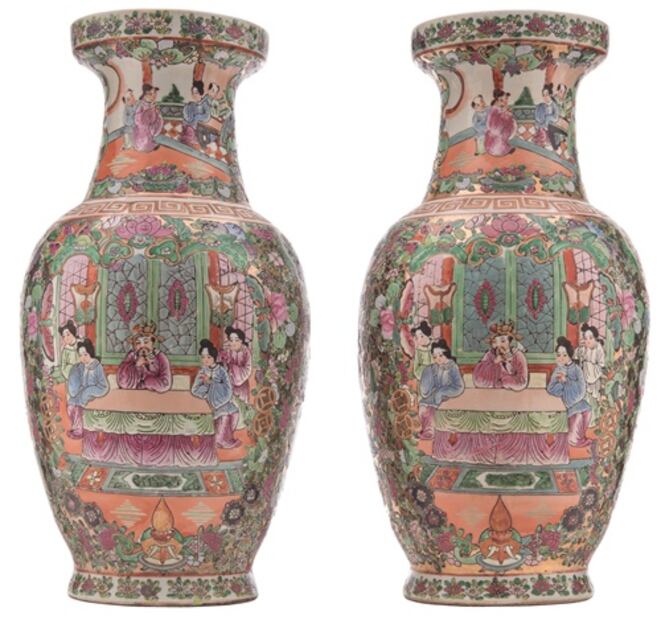 La pareja de la cómoda francesa