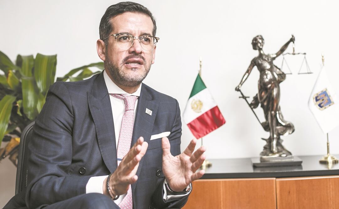 Juan José Serrano Mendoza, contralor general de la Ciudad de México. Foto: GERMÁN ESPINOSA. EL UNIVERSAL