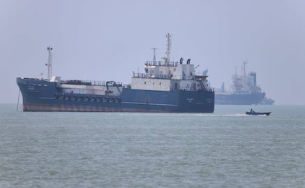 EU revoca licencia petrolera a Irán; acusa ataques "inaceptables" en el estrecho de Ormuz