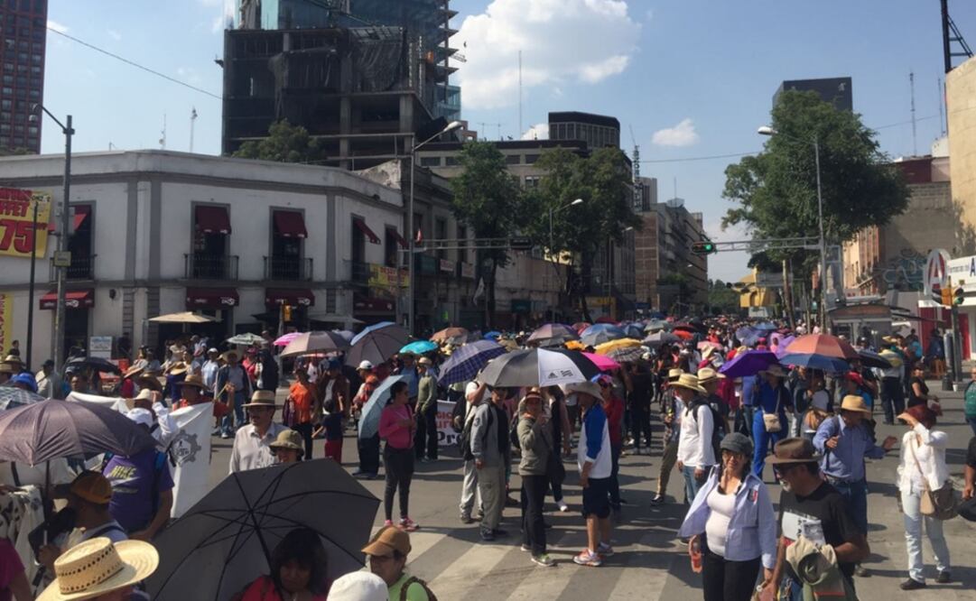 Dirigentes de la Coordinadora Nacional de Trabajadores de la Educación (CNTE) confirmaron que instalarán un plantón en la calle de Bucareli en la Ciudad de México para demandar respuesta a un pliego petitorio, entre lo que destaca la abrogación de la reforma educativa. Foto Obturador