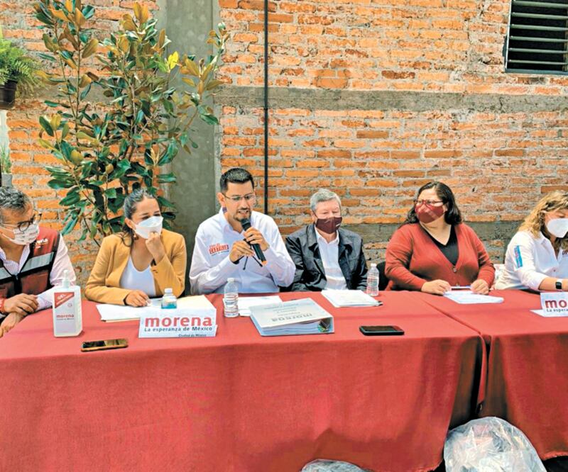 Autoridades, militantes y candidatos de Morena se unieron para exigir el cese de ataques en su contra. Foto: ESPECIAL