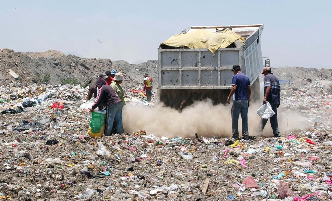 Se requieren al menos 500 mdd para tecnificar el tiradero Neza III, el cual dispone de 30 hectáreas en la franja del Bordo de Xochiaca (Foto: Emilio Fernández)