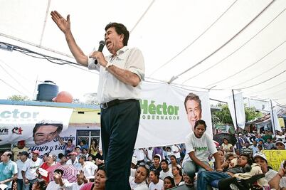 Gubernatura es prioridad: Yunes Landa 