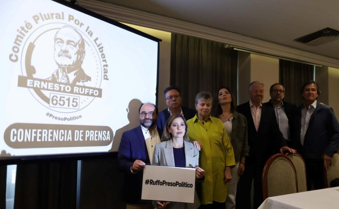 Hija de Ernesto Ruffo Appel, Verónica Ruffo Sánchez, presenta el Comité Plural por la libertad de su padre, procesado por huachicol fiscal (05/08/2026). Foto: Graciela López / Cuartoscuro.com