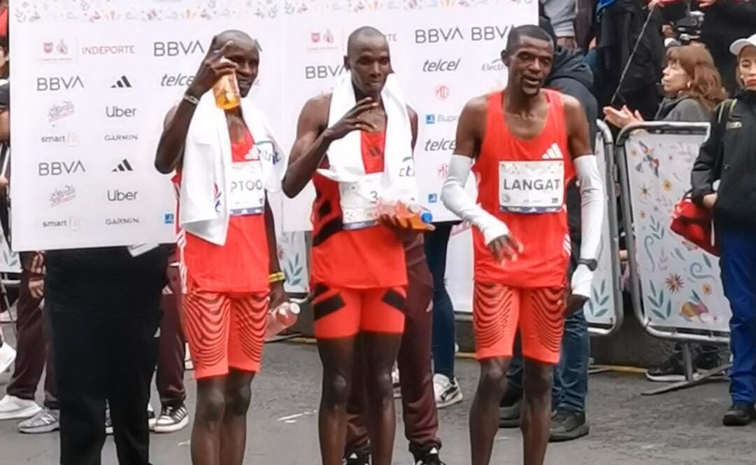 Martin Magengo impone récord y gana el Medio Maratón de la Ciudad de México / Foto: Leobardo Vázquez-EL UNIVERSAL