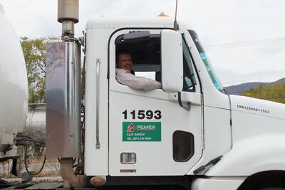 Standard & Poor's reduce perfil crediticio de Pemex