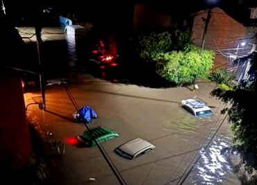 Lluvias colapsan municipios de Morelos; rescatan a 28 personas atrapadas en Jiutepec