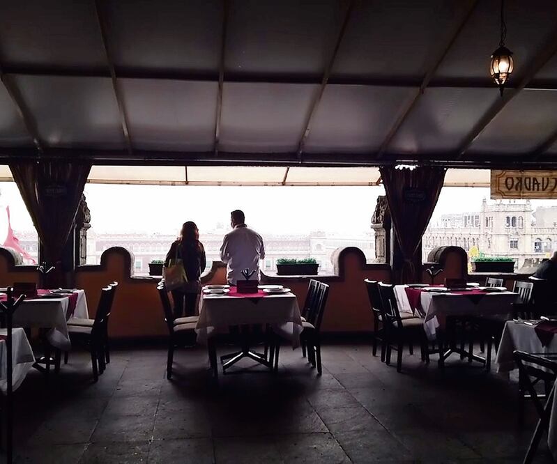 EL UNIVERSAL acudió a restaurantes de las terrazas y constató precios altos en la carta; mientras, en la calle se colocaron módulos de atención. Foto: Diego Prado/EL UNIVERSAL