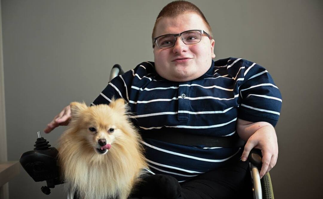 El estadounidense Fredrick Brennan, de 25 años y residente en Filipinas (Fotos: Reuters)