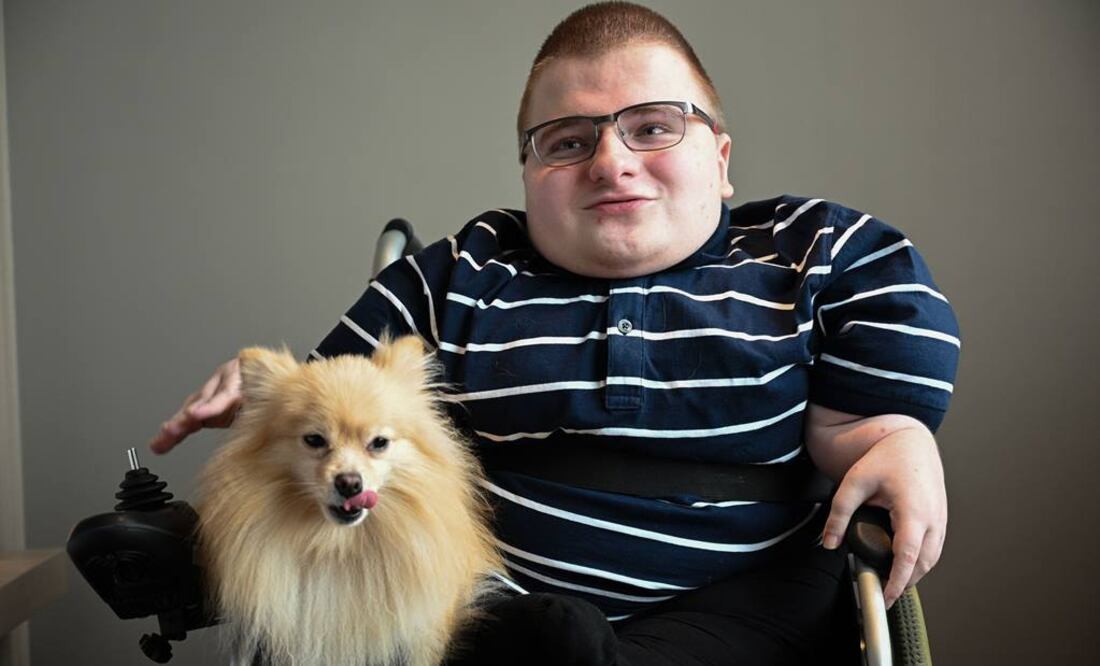 El estadounidense Fredrick Brennan, de 25 años y residente en Filipinas (Fotos: Reuters)