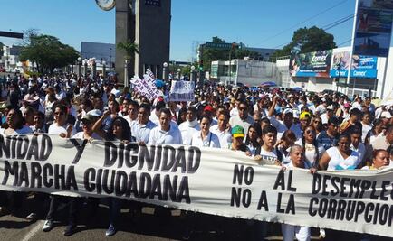 Marchan en Tabasco contra políticas de Donald Trump