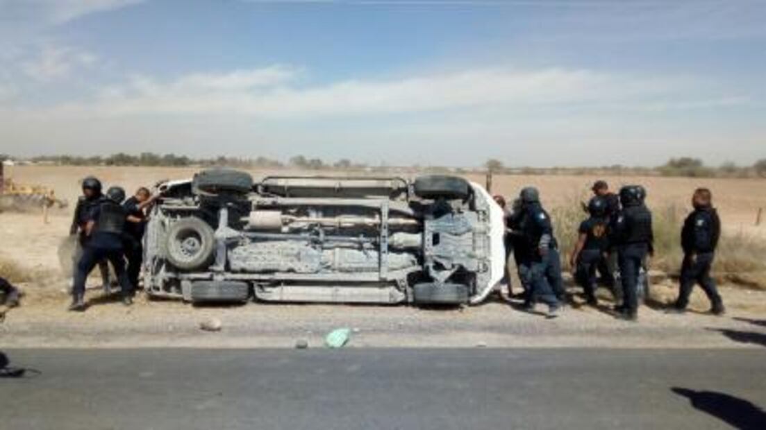 37 detenidos y 20 heridos deja enfrentamiento entre policías y manifestantes en Durango