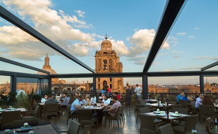 Terrazas del zócalo: ¿Te pueden cobrar la propina de forma obligatoria?