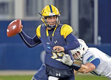 Luis Pérez por su última oportunidad con los Rams