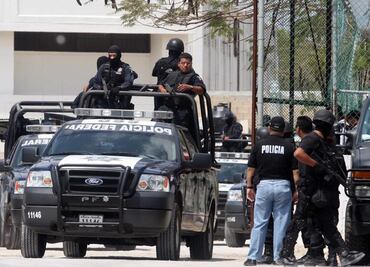 Separan del cargo a elementos de la Policía Turística de Cancún tras presunta agresión en Hotel Riu Caribe; siguen investigaciones