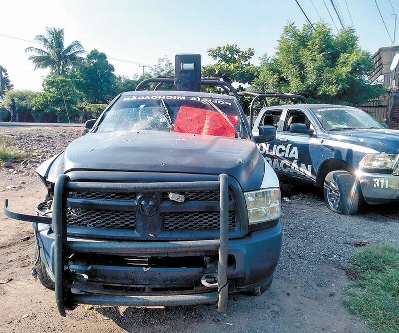 En octubre del año pasado, 13 elementos de la Policía Michoacán fueron emboscados y asesinados en el municipio de Aguililla. Foto:ARCHIVO EL UNIVERSAL