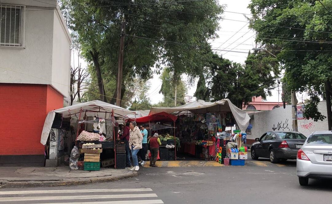 Tianguis cerca de la calle de los presidentes. Foto: Especial