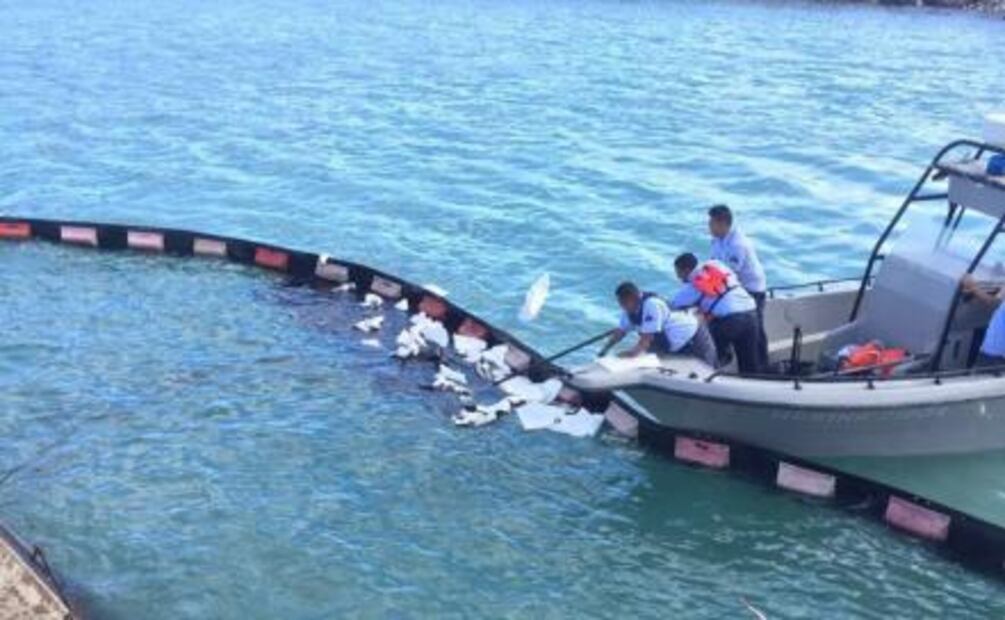 Atienden hundimiento de barco en San Felipe, BC