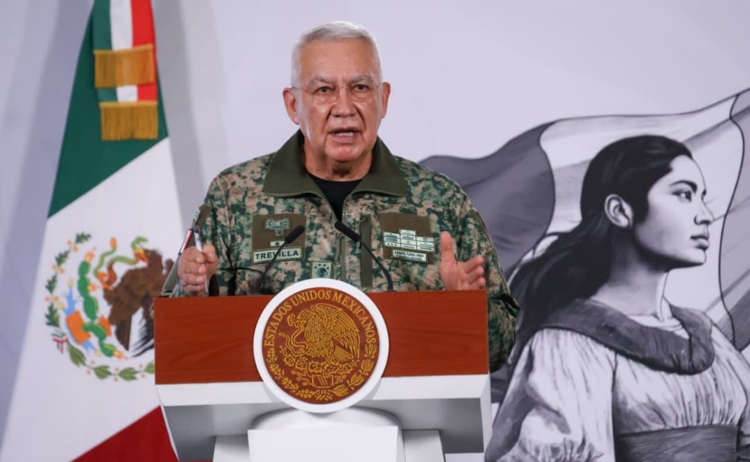 El secretario de la Defensa Nacional, general Ricardo Trevilla, durante su conferencia de prensa desde Palacio Nacional (16/06/2026). Foto: Karla Guerrero / EL UNIVERSAL