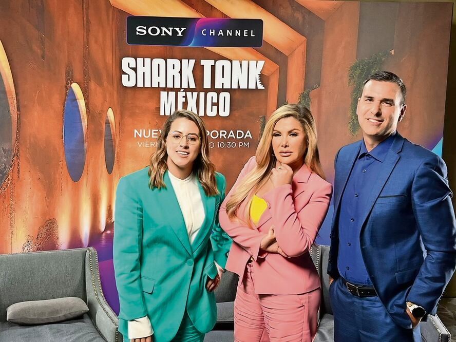 Alejandra Ríos, Adriana Gallardo y Brian Requarth, son dos de los nuevos empresarios, o tiburones, de esta temporada del programa. Foto: Sony Channel