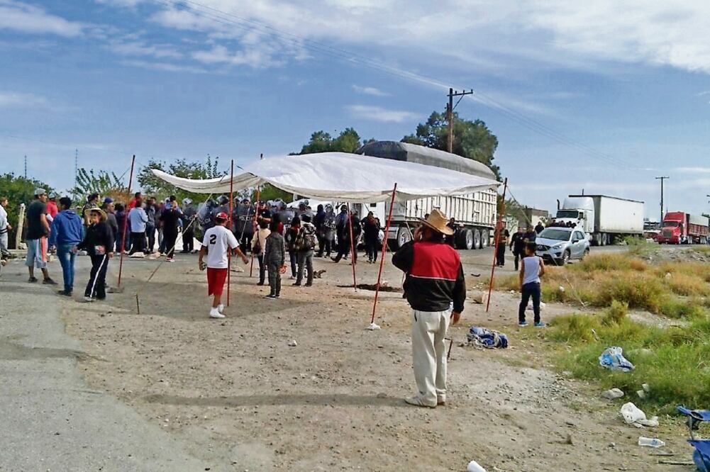 El gobierno estatal aclaró que se detuvo a los manifestantes por los actos ilegales que éstos realizaron. (ARCHIVO EL UNIVERSAL)