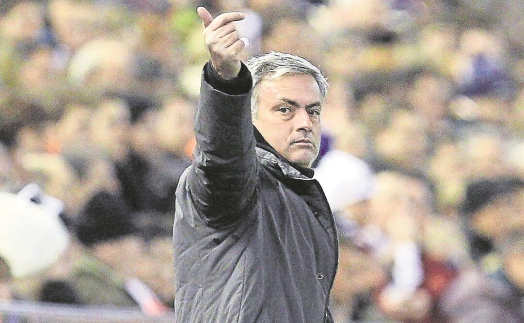 Mou acudió a un abogado irlandés para que manejara sus finanzas. (JUAN CARLOS CARDENAS. EFE)