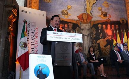 Ealy Ortiz critica discurso antimexicano de Donald Trump