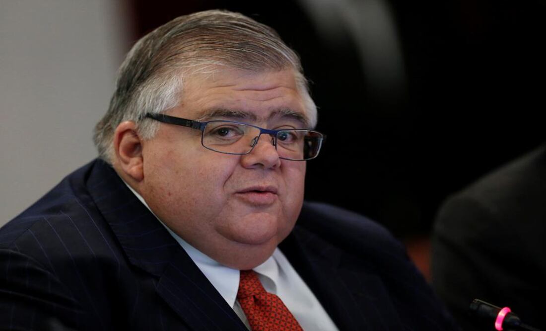 Último anuncio monetario con Carstens, el referente semanal