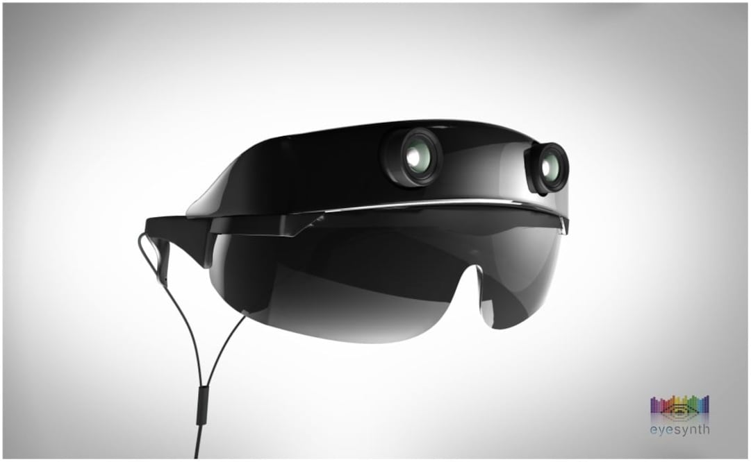 Las gafas utilizan un sistema parecido a la  “biosonar” de ciertos animales, como los murciélagos, que convierte el sonido en "visión"