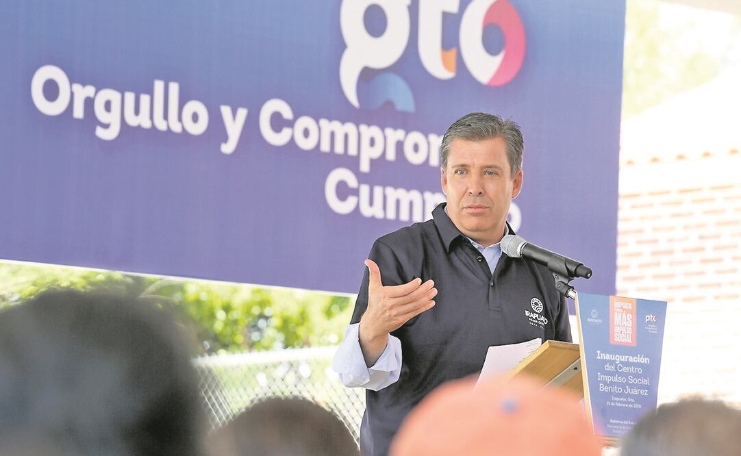 El gobernador Miguel Márquez Márquez puso en marcha los trabajos de la modernización de Glorieta de la Mega Bandera, donde se invertirán 28 mdp. 