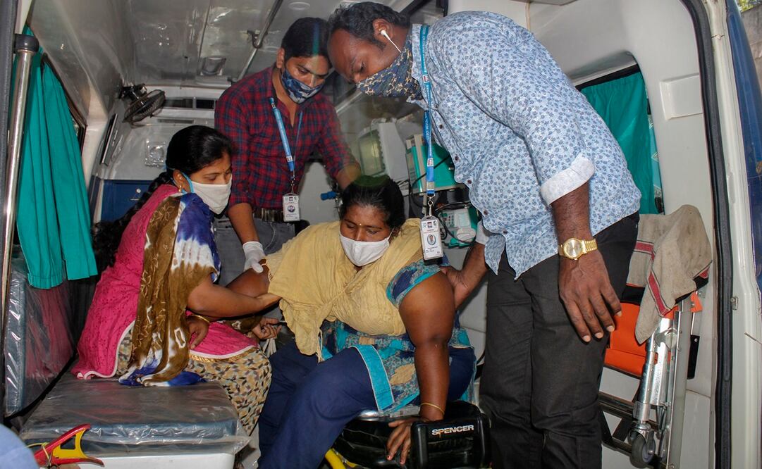 El fenómeno se detectó el fin de semana en Eluru, en el estado de Andhra Pradesh. Foto: AP