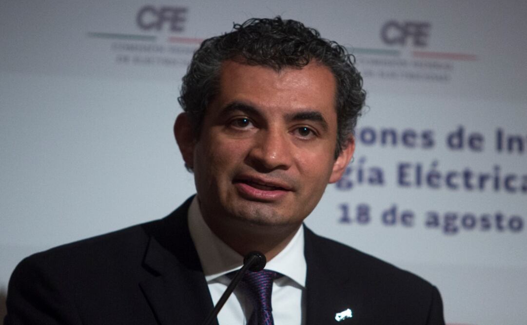 Busca CFE reestructurar esquema de pensiones