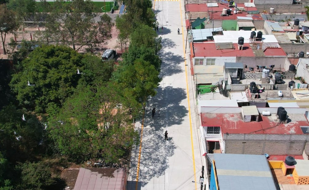 El año pasado, el gobierno municipal realizó una jornada de limpieza en la calle aledaña al canal de la Draga, lo que se convirtió en el primer Sendero Seguro. | Foto: Especial.