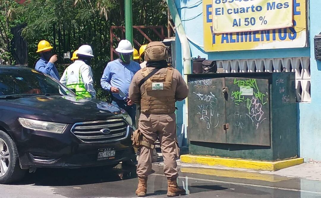 Elementos de la CFE realizan operativo para detectar instalaciones ilegales en Reynosa, Tamaulipas (09/05/2025). Foto: Sandra Tovar / EL UNIVERSAL