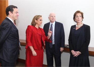 Mexico's Foreign Minister meets with John McCain in Mexico City