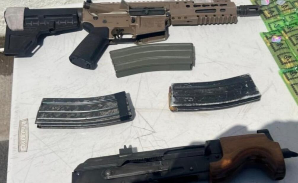 Armas asegurados en nueva revisión en el centro penitenciario de Culiacán (09/10/2025). Foto: Especial