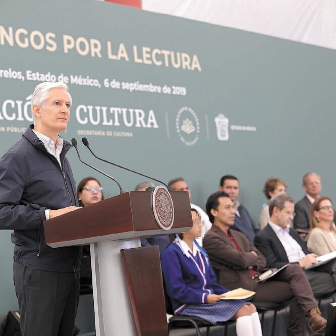 El gobernador Alfredo del Mazo dio a conocer el programa estatal Crecer Leyendo, para fomentar el hábito de la lectura. Foto/ESPECIAL