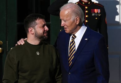 Biden y Zelenski se niegan "a escuchar" a Rusia, afirma el Kremlin