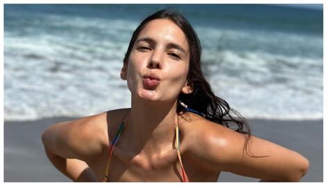 El mini bikini estampado de Ary Tenorio con el que arrancó suspiros