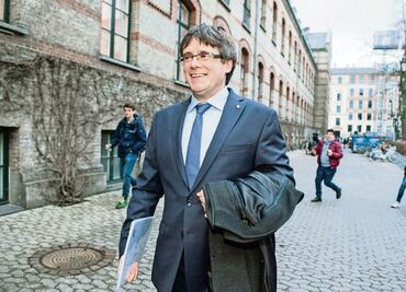 Puigdemont desafía a España con viaje